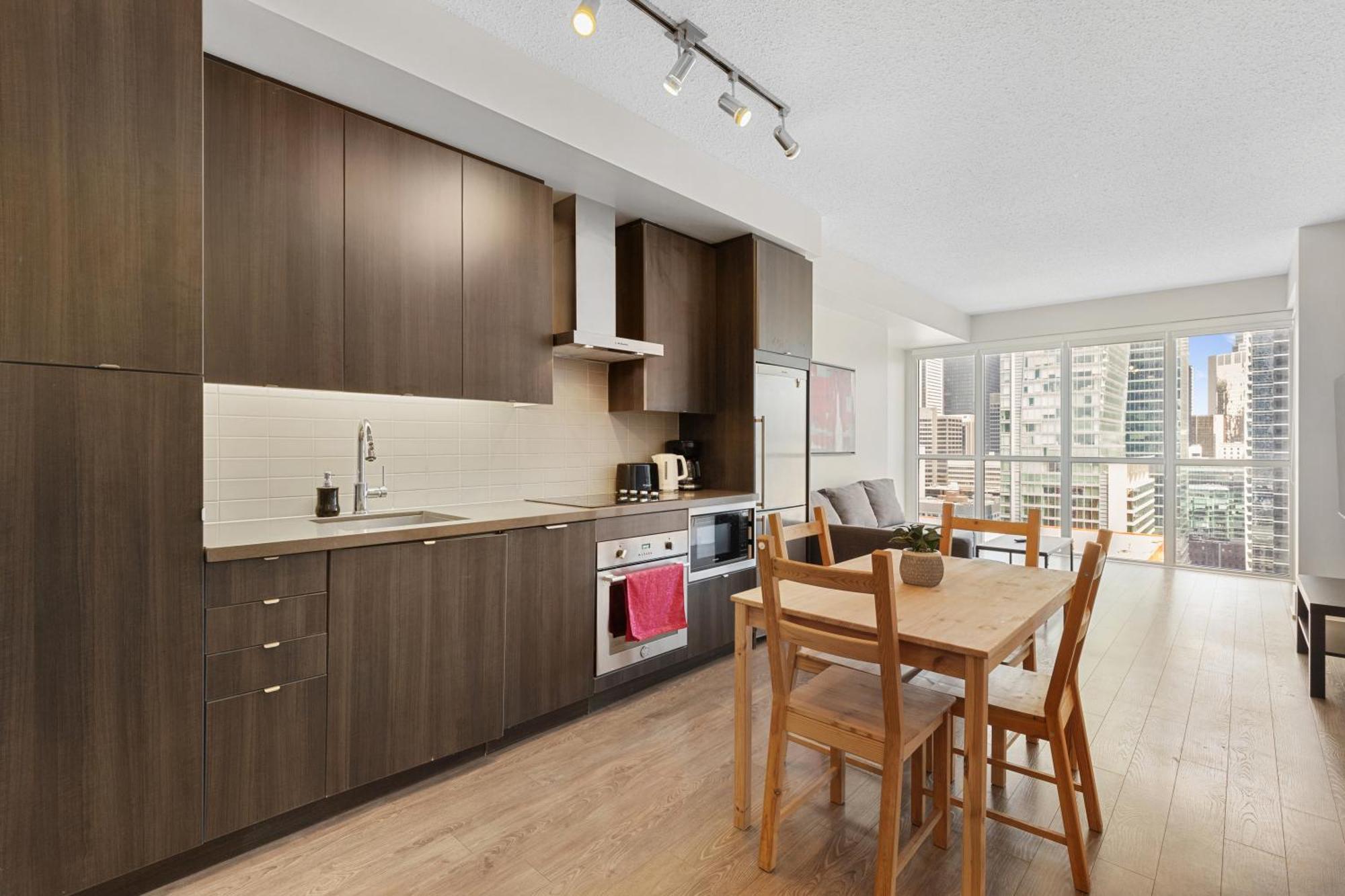 2Bedroom Cn Tower And Water Views - Free Parking - Rooftop Pool Toronto Luaran gambar