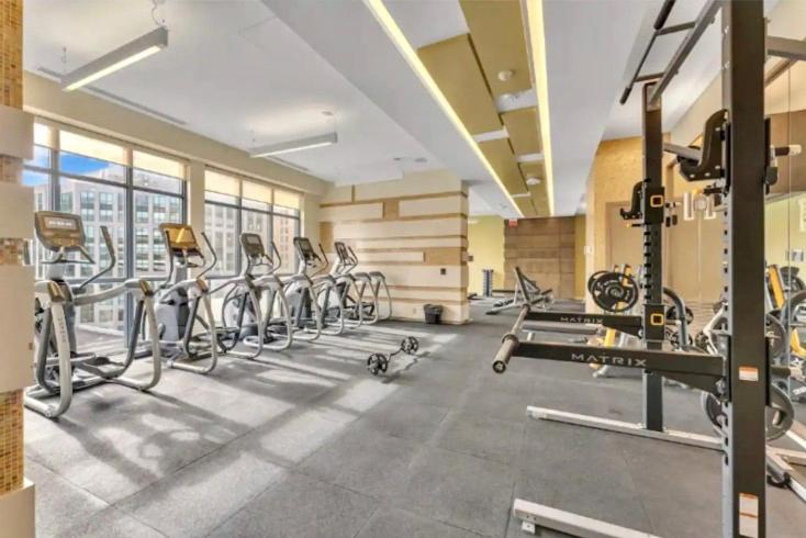 2Bedroom Cn Tower And Water Views - Free Parking - Rooftop Pool Toronto Luaran gambar