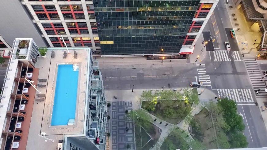 2Bedroom Cn Tower And Water Views - Free Parking - Rooftop Pool Toronto Luaran gambar